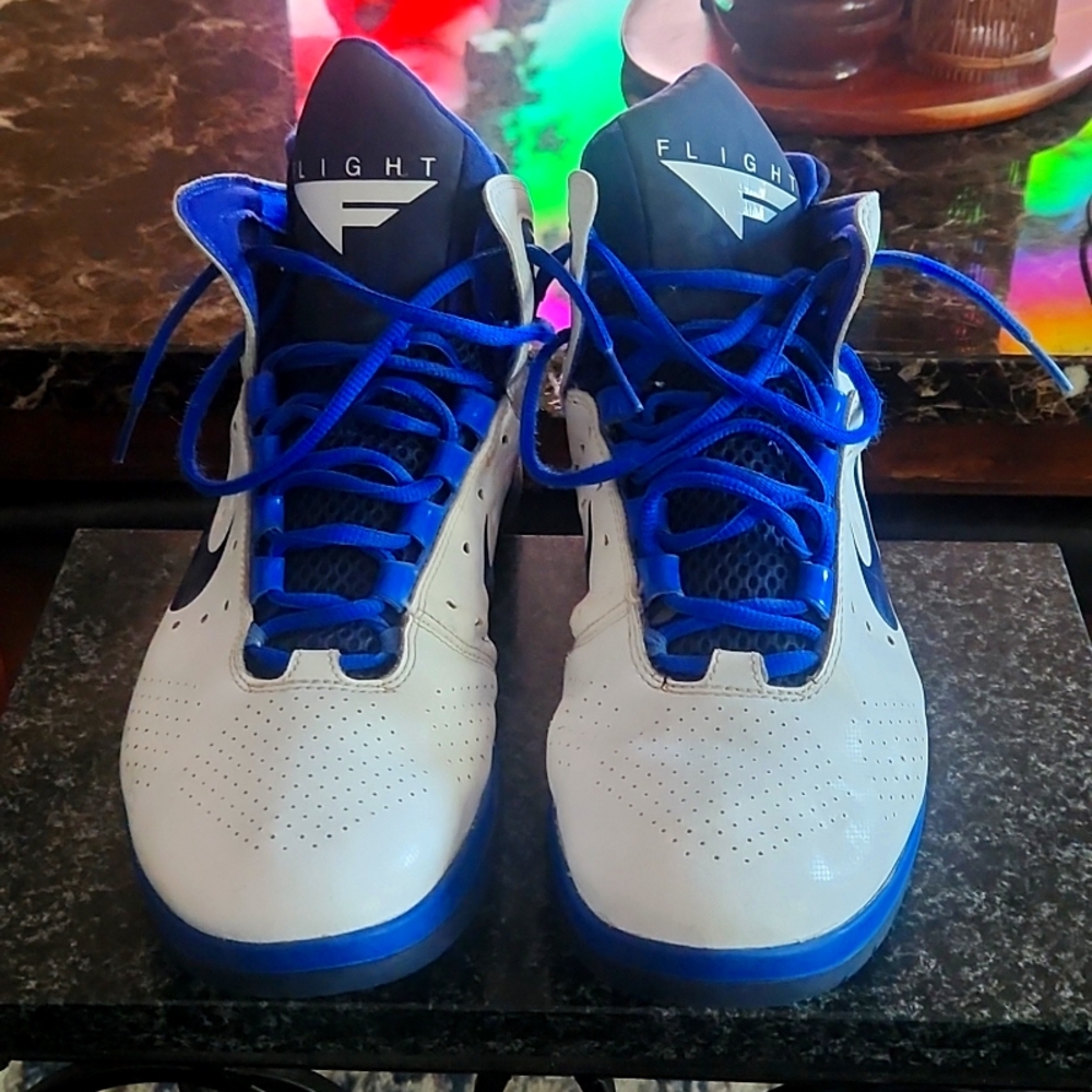 NIKE - Flight LIGHT (Rare)